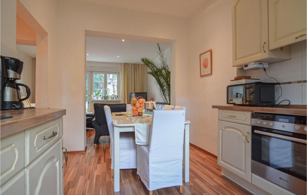 2 Bedroom Lovely Home In 베를린 외부 사진