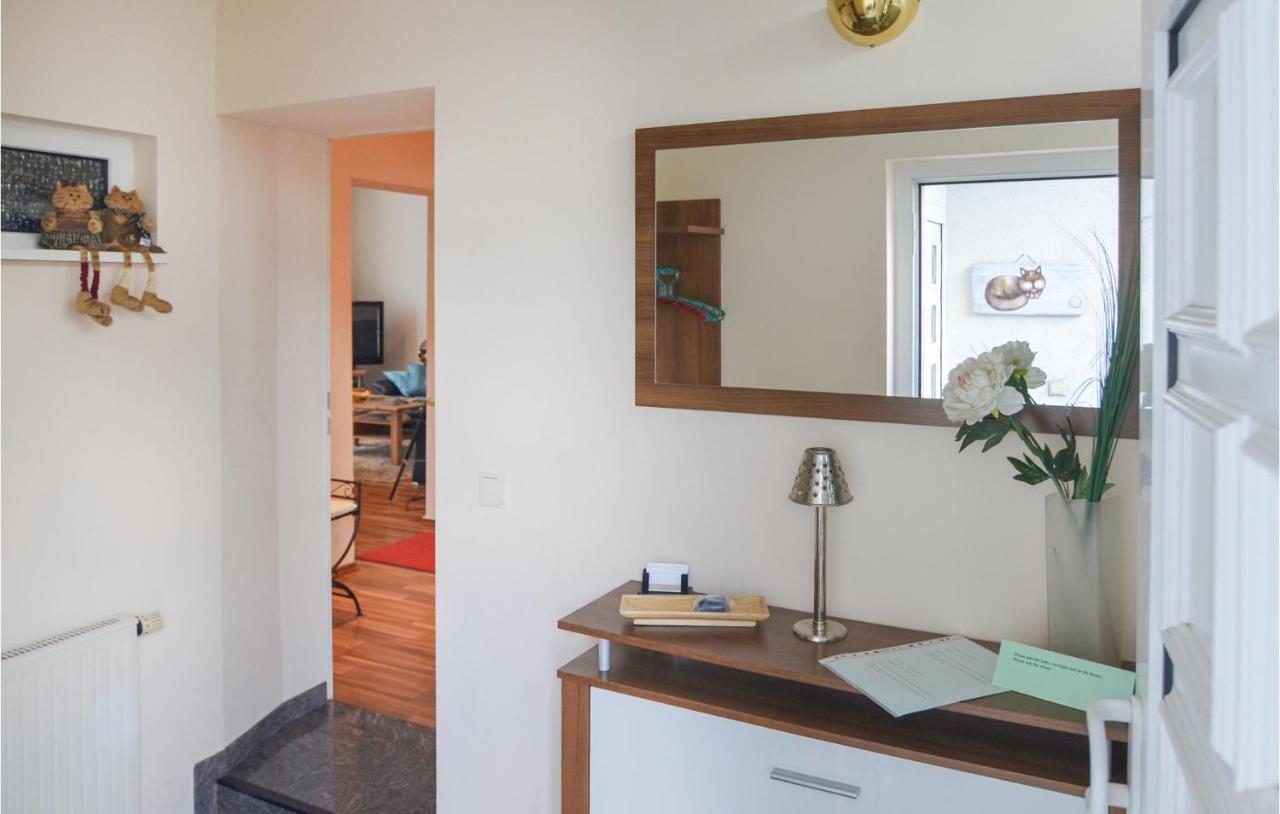 2 Bedroom Lovely Home In 베를린 외부 사진
